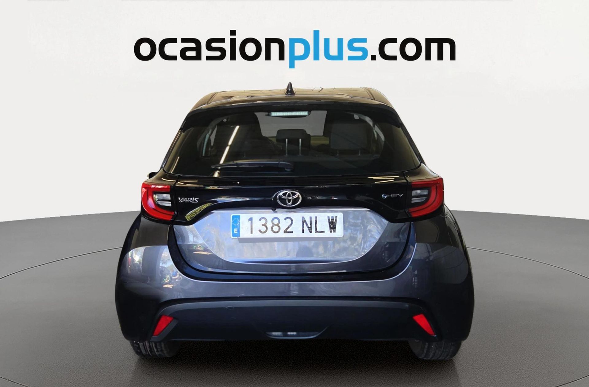 Toyota Yaris 120H Active Plus - foto 12