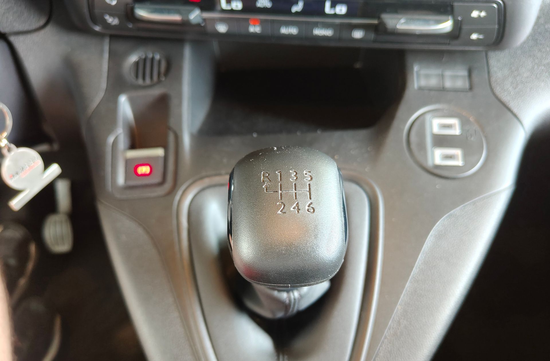 Citroën Berlingo BlueHDi 100 Plus Talla M - foto 5