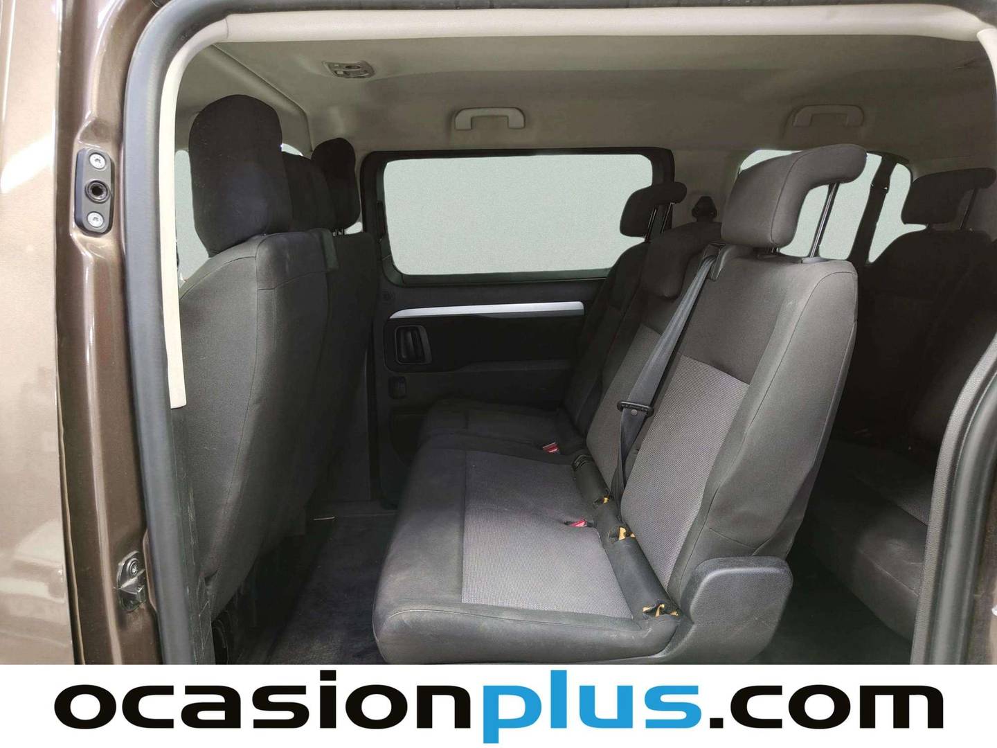Foto asientos traseros Toyota Proace Verso Toyota Proace Verso 2.0D VX Plus Shuttle L1 (145 CV)