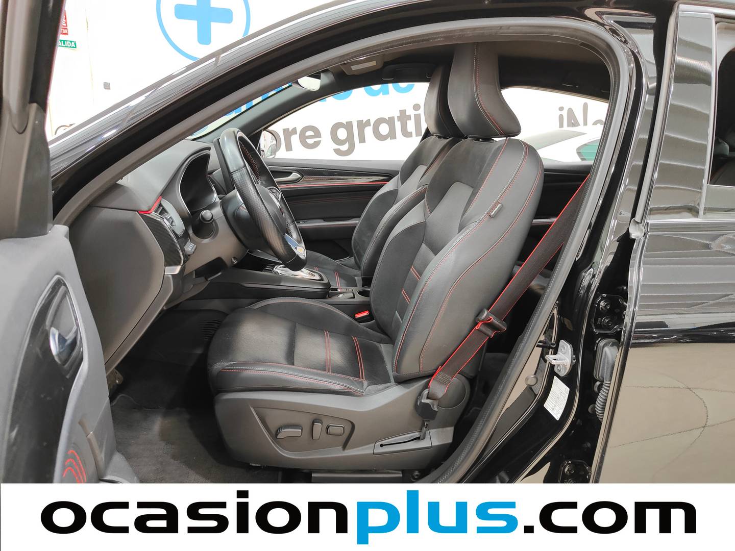 Foto asientos delanteros Renault Arkana Renault Arkana RS Line E-Tech Híbrido (145 CV)