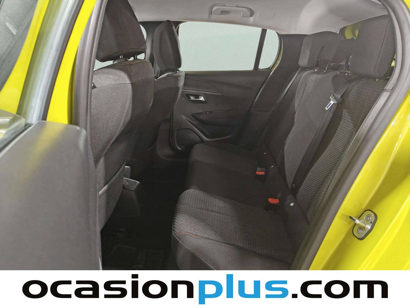Foto asientos traseros Peugeot 208 Peugeot 208 Style Hybrid 110 eDCS6 (110 CV)