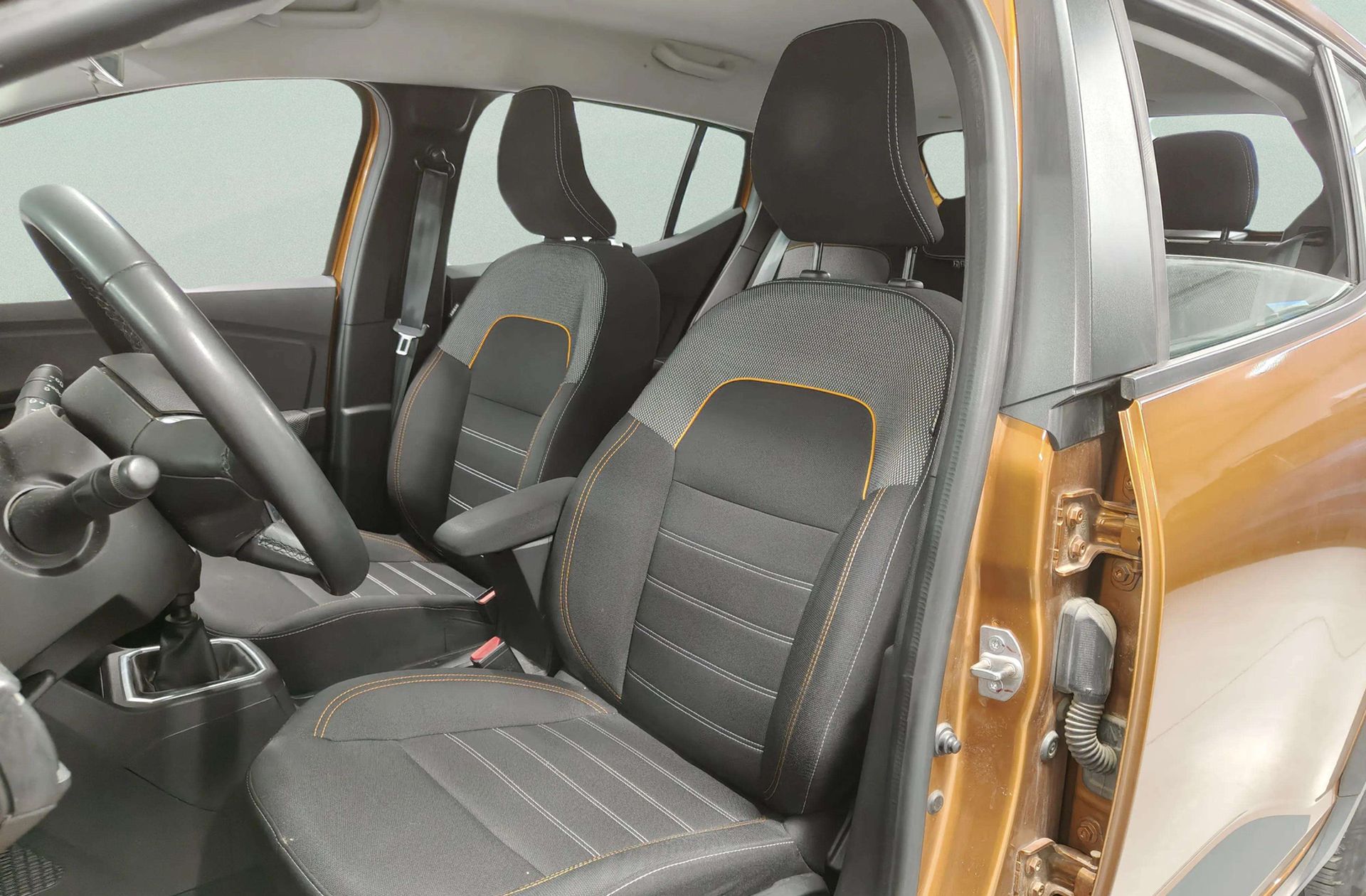 Dacia Sandero Stepway Essential TCe - foto 10