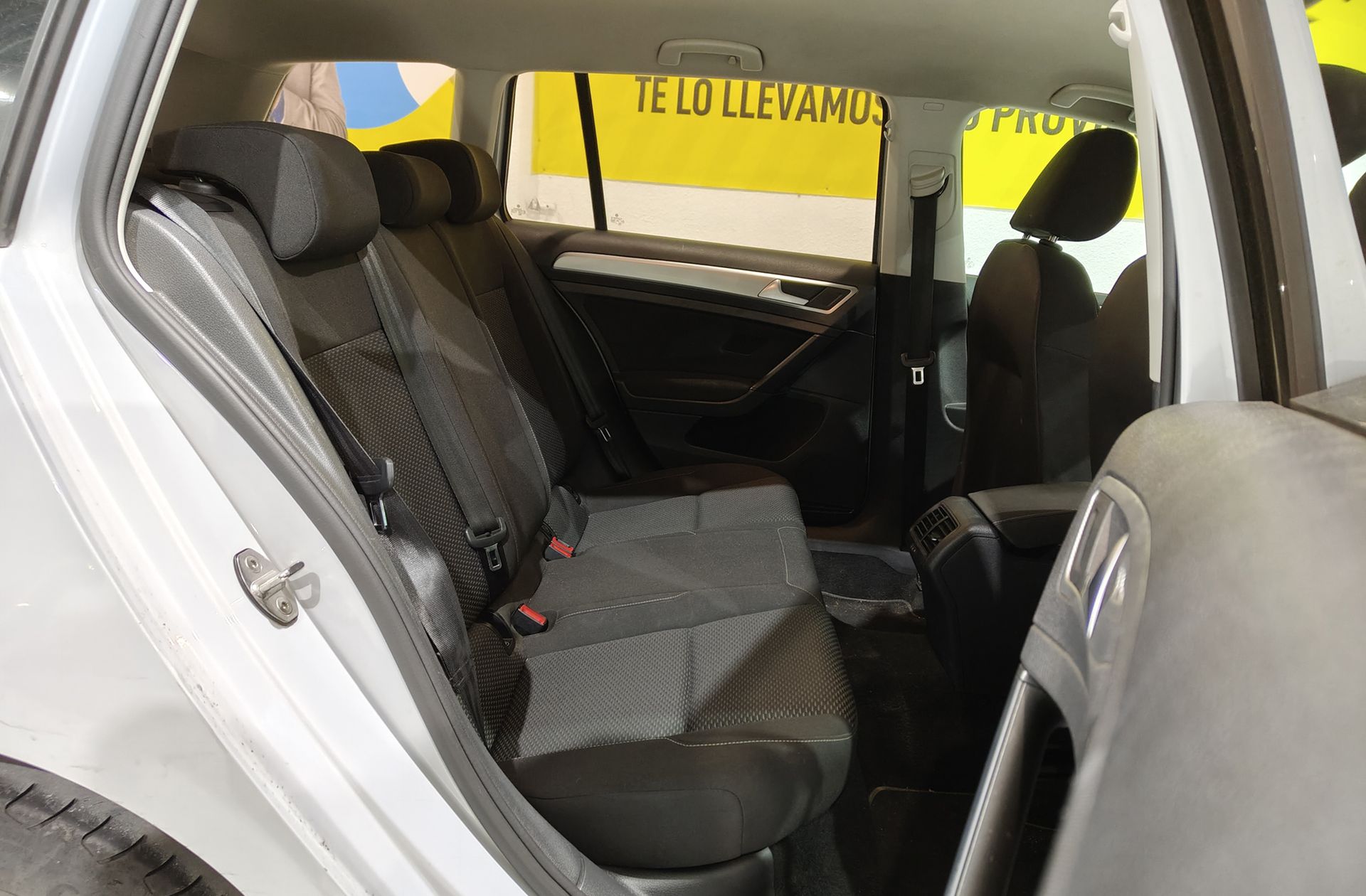 Volkswagen Golf Variant Variant Business 1.6 TDI - foto 14