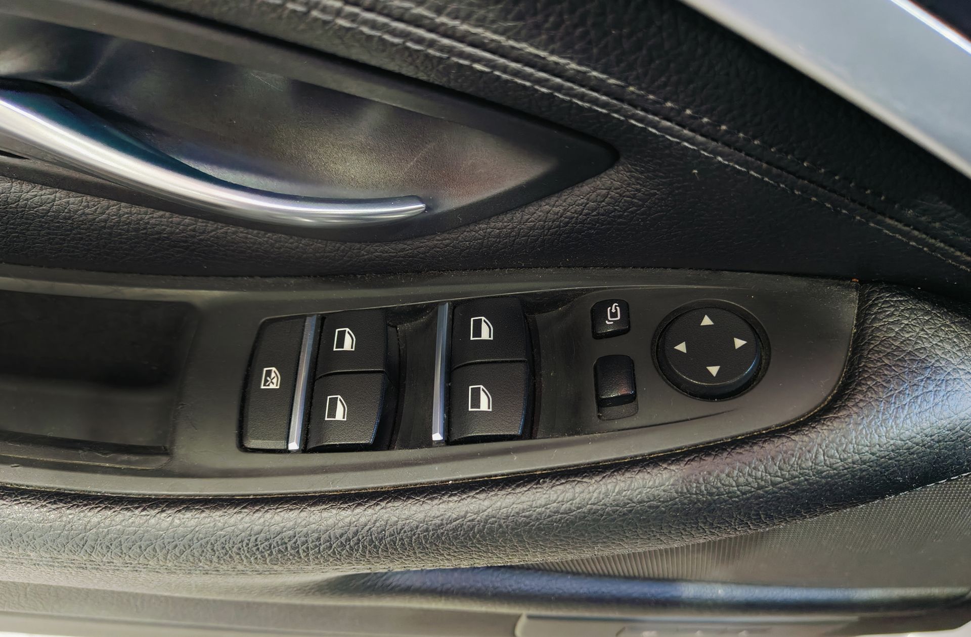 BMW Serie 5 528i xDrive - foto 39