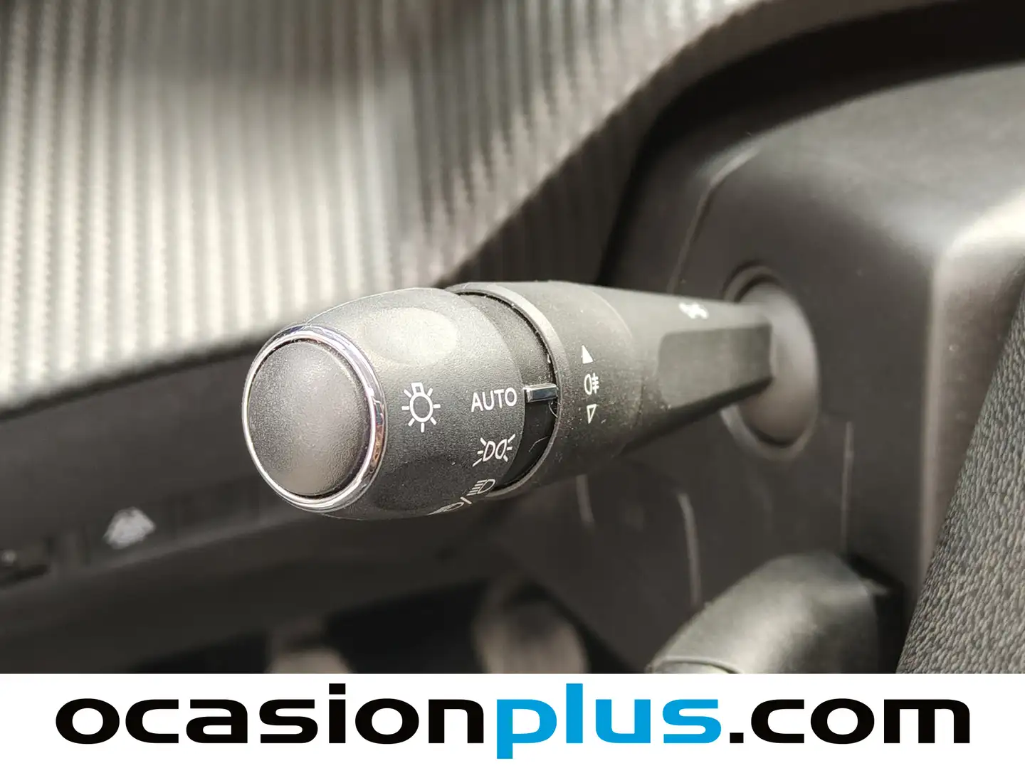 Foto Peugeot 208 Peugeot 208 BlueHDi 100 Allure (100 CV)