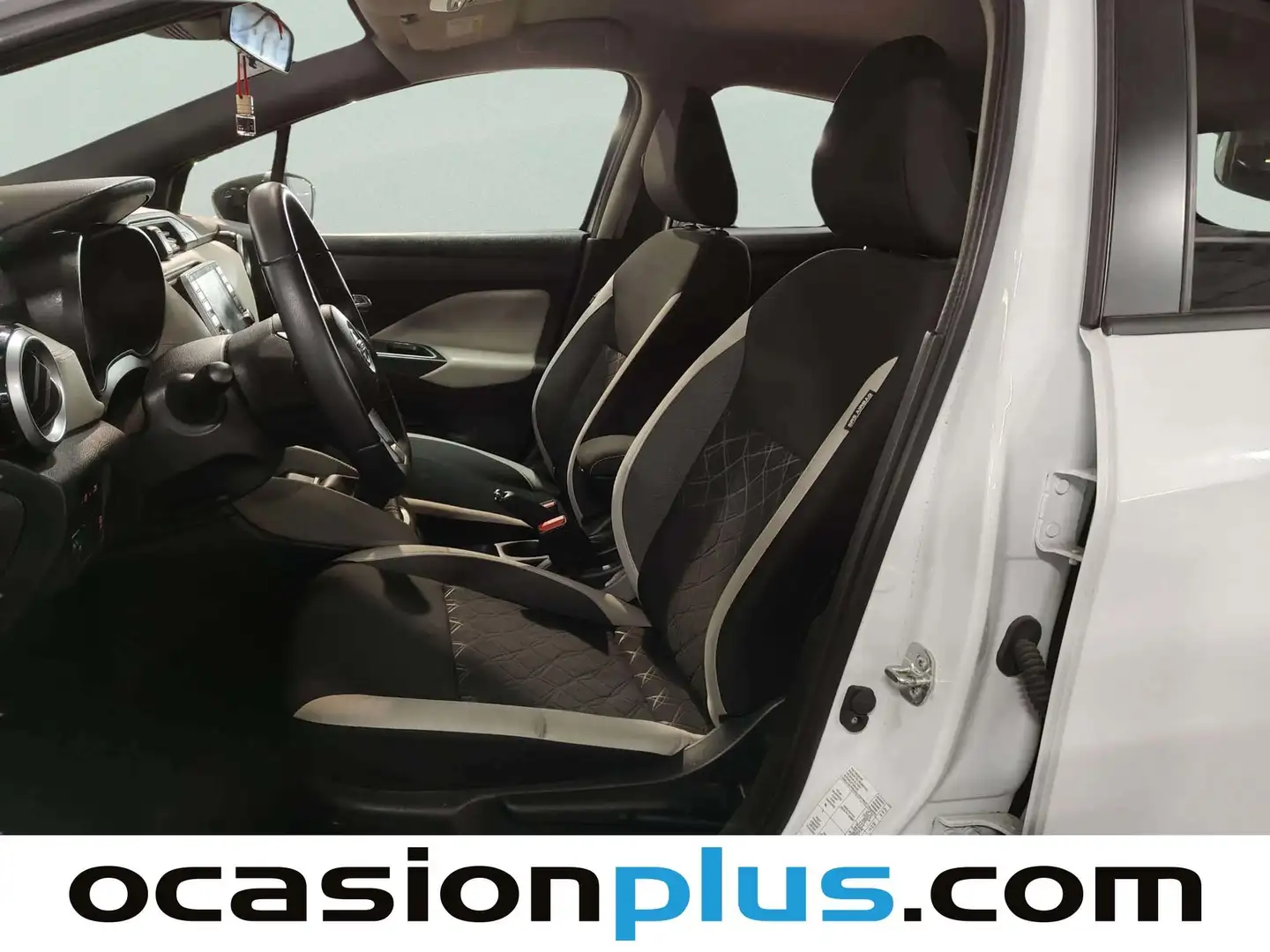 Foto Nissan Micra Nissan Micra IG-T N-Design Black (92 CV)