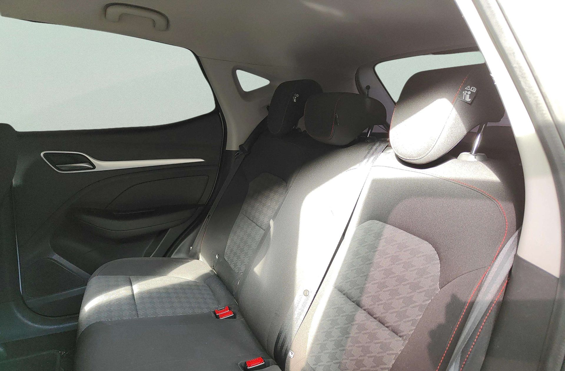 MG ZS 1.5 Comfort - foto 12