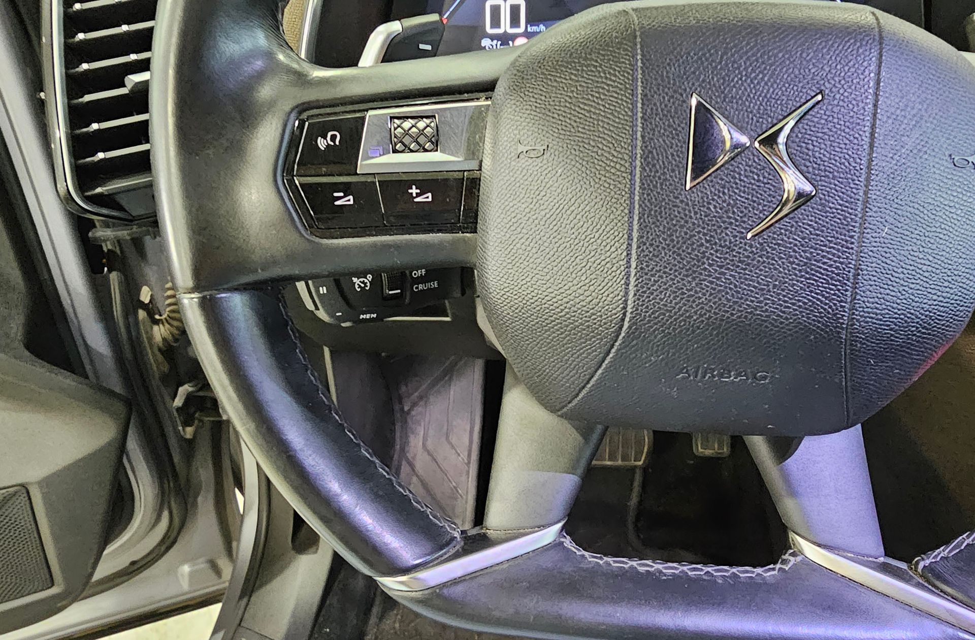 DS 7 Crossback BlueHDi 130 So Chic - foto 29