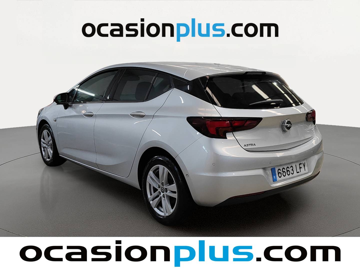 Foto trasera Opel Astra Opel Astra 1.2 Turbo SHL GS Line (110 CV) derecha