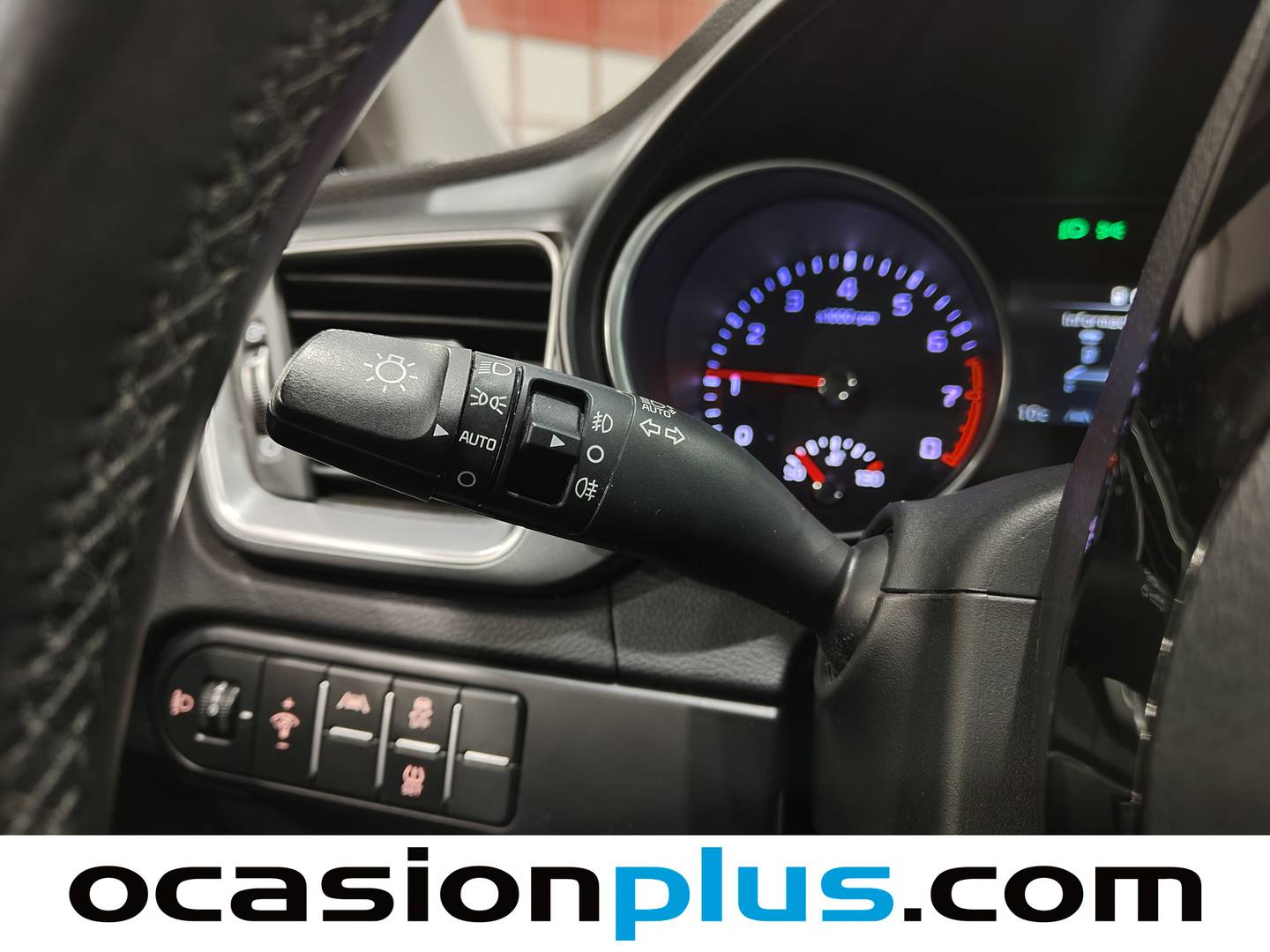 Foto KIA XCeed Kia XCeed 1.0 T-GDi Drive (120 CV)