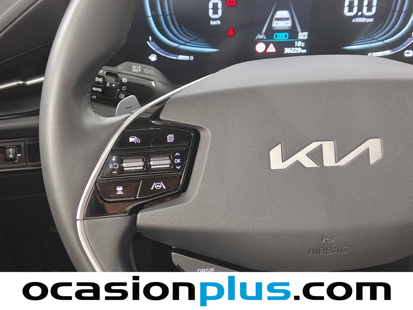 Foto KIA Niro Kia Niro 1.6 GDi HEV Drive (141 CV)