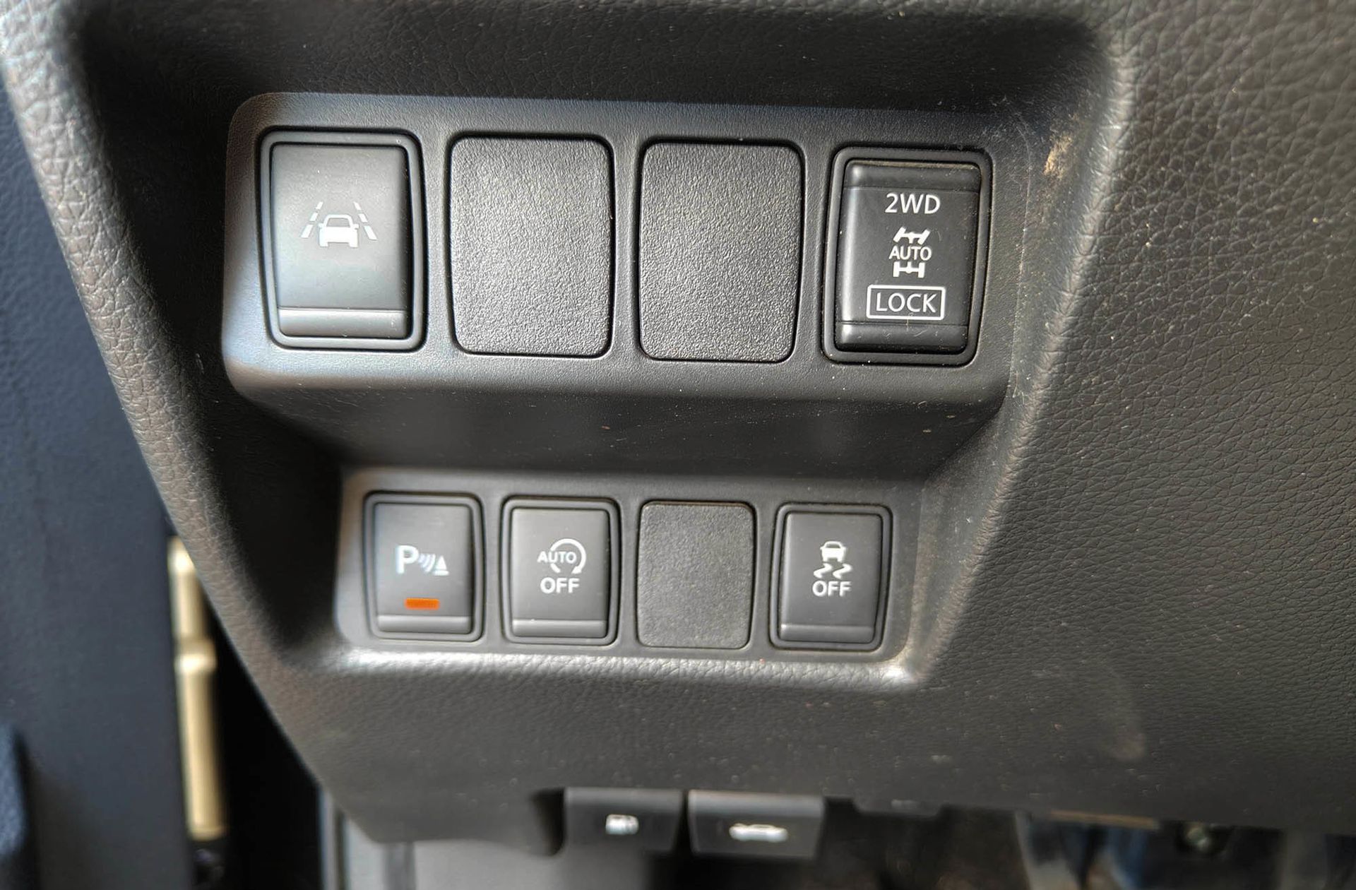 Nissan Qashqai dCi 130 Tekna Piel 4X4-i - foto 30