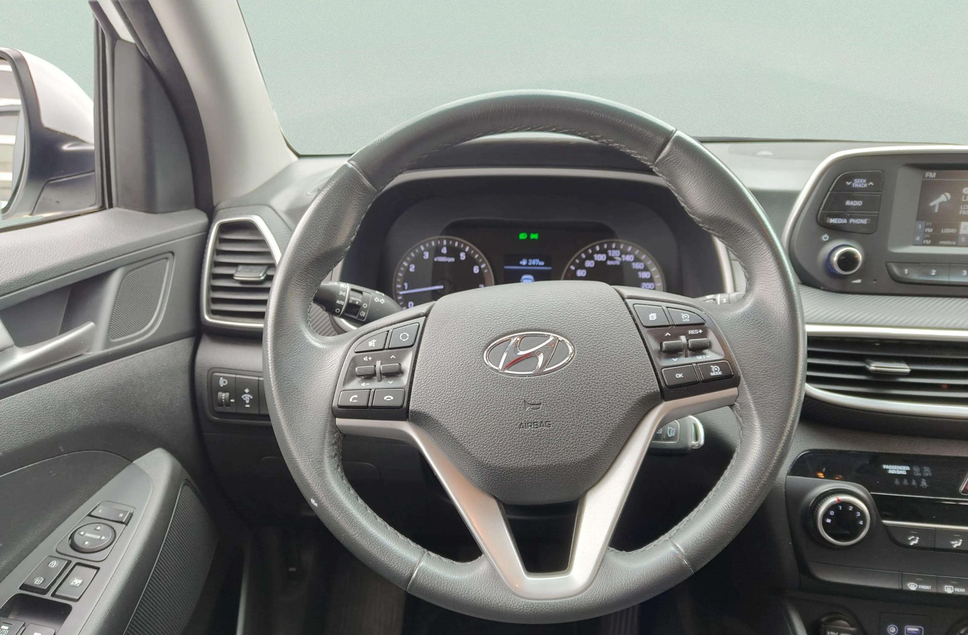 Hyundai Tucson 1.6 GDI BE Essence 4x2 - foto 17