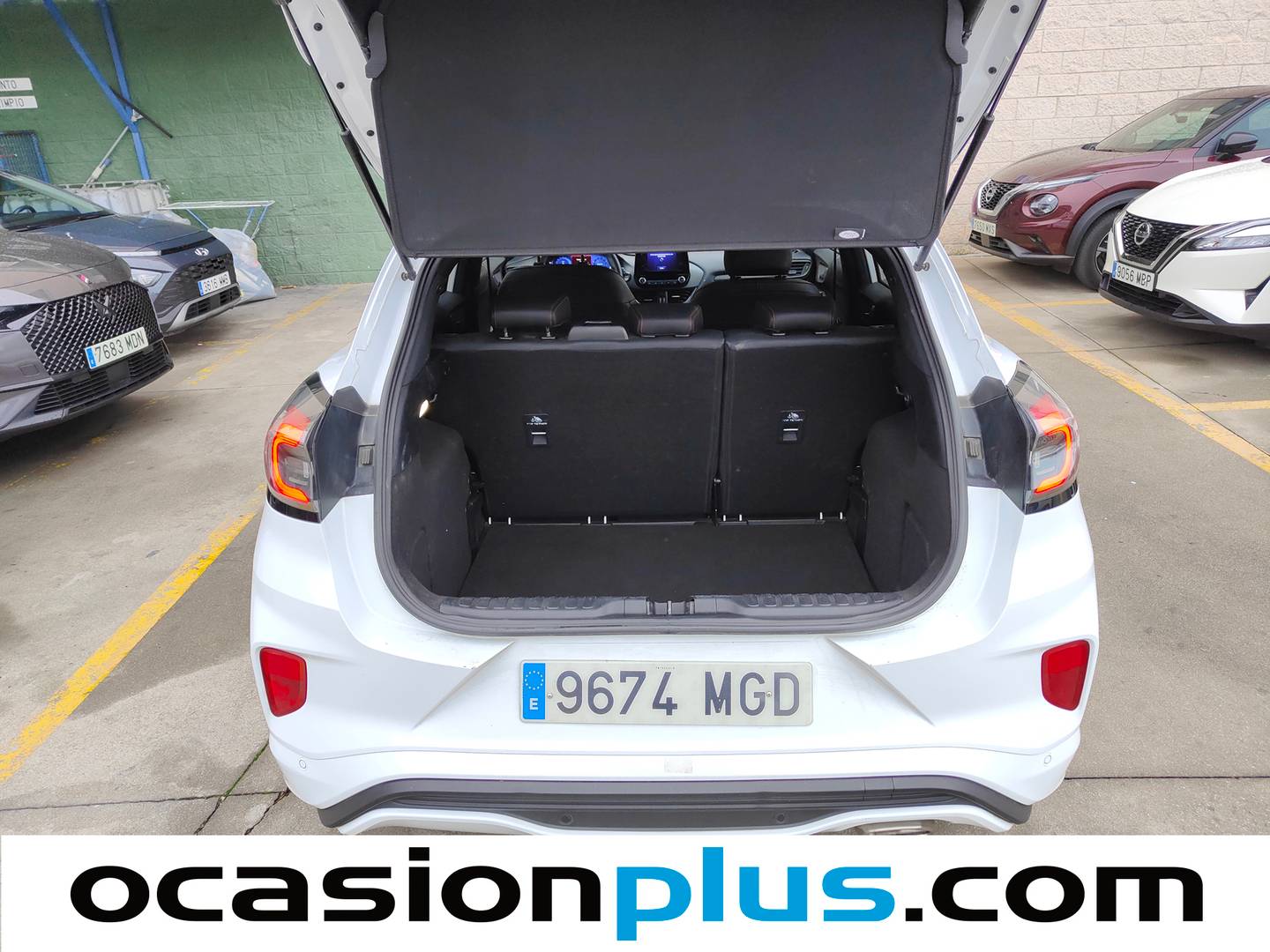 Foto Ford Puma Ford Puma 1.0 EcoBoost MHEV ST-Line X  (125 CV)