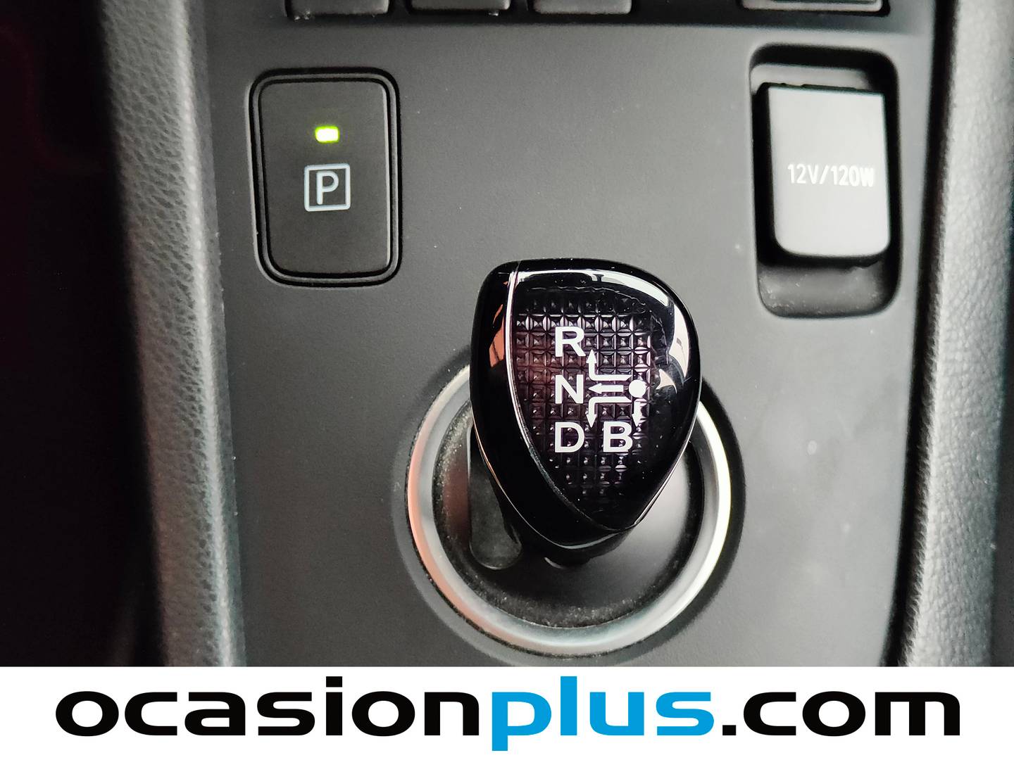 Toyota Auris Toyota Auris 140H Hybrid Touring Sports Feel! Edition (136 CV) de segunda mano