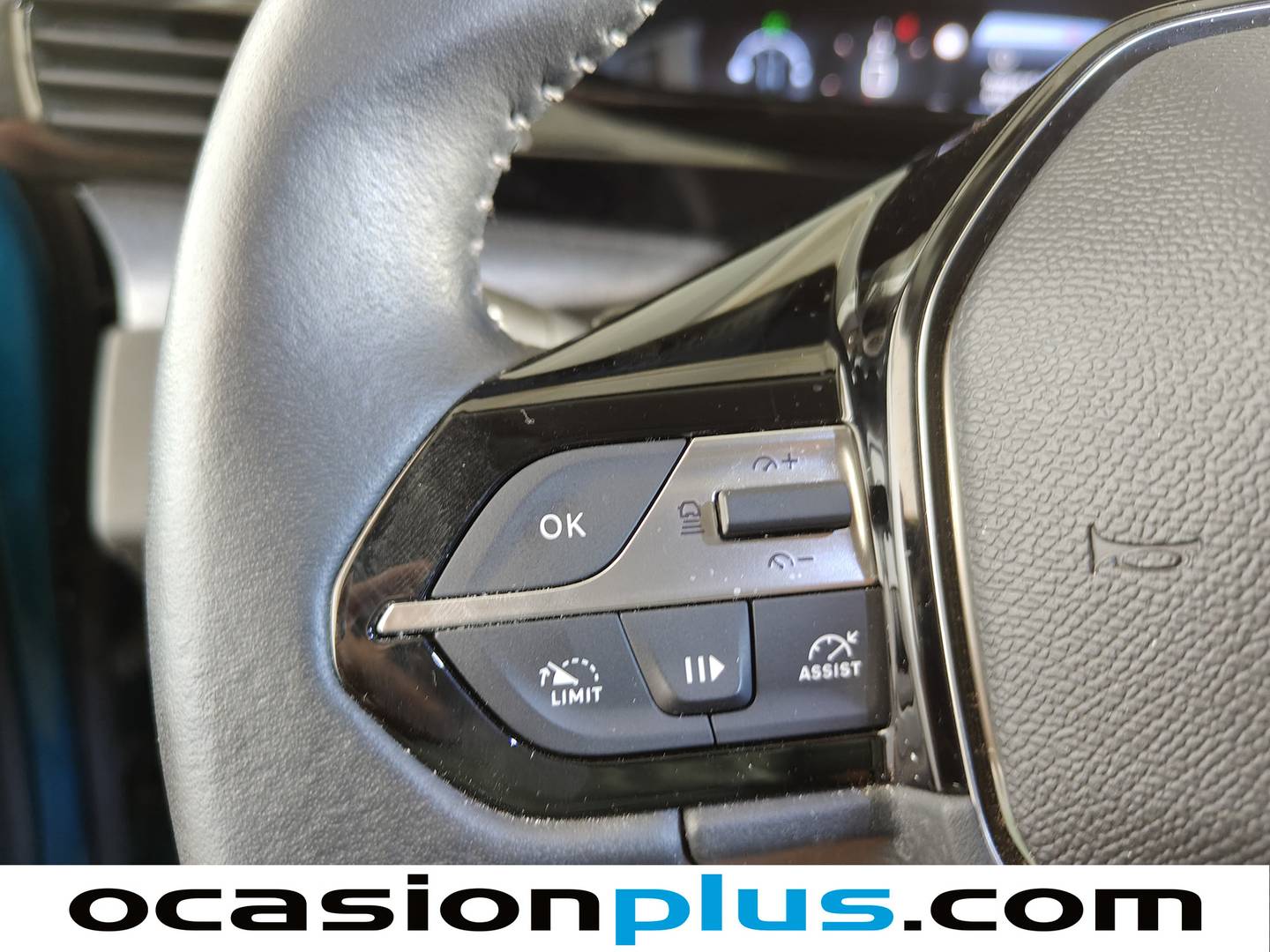 Peugeot 408 Peugeot 408 Allure Hybrid eDCS6 (136 CV) de ocasión