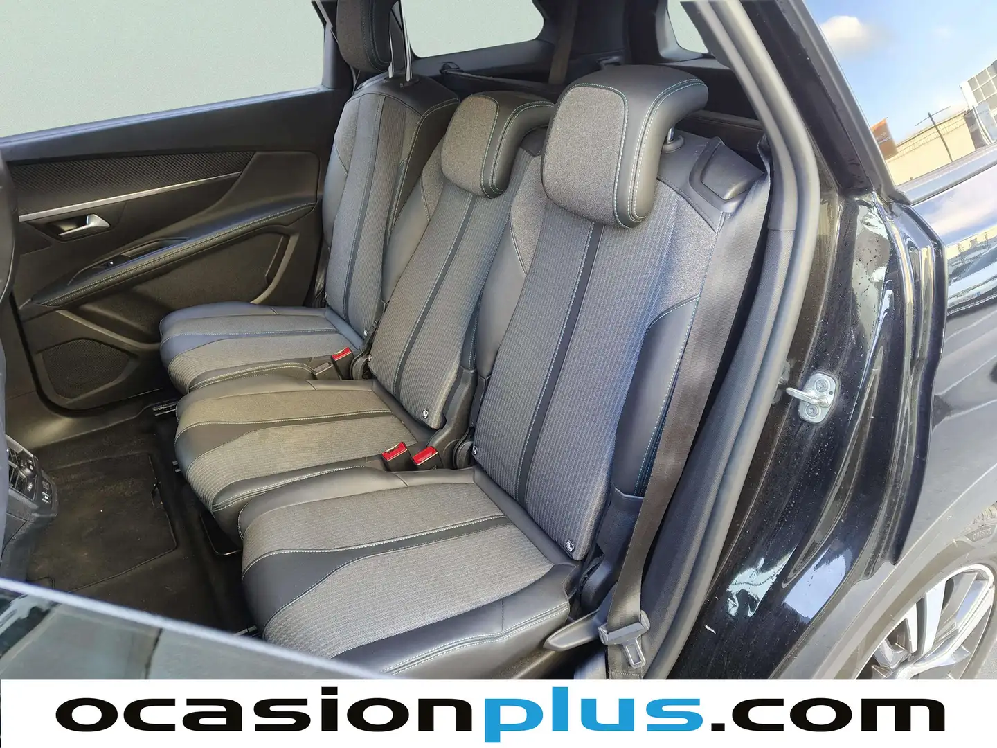 Foto Peugeot 5008 Peugeot 5008 PureTech 130 S&S Allure EAT8 (130 CV) 7 Plazas