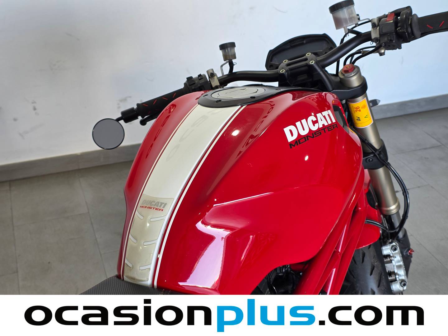 Foto Ducati Monster 1100 Evo ABS Ducati Monster 1100 Evo ABS 1100 Evo ABS (95 Cv)