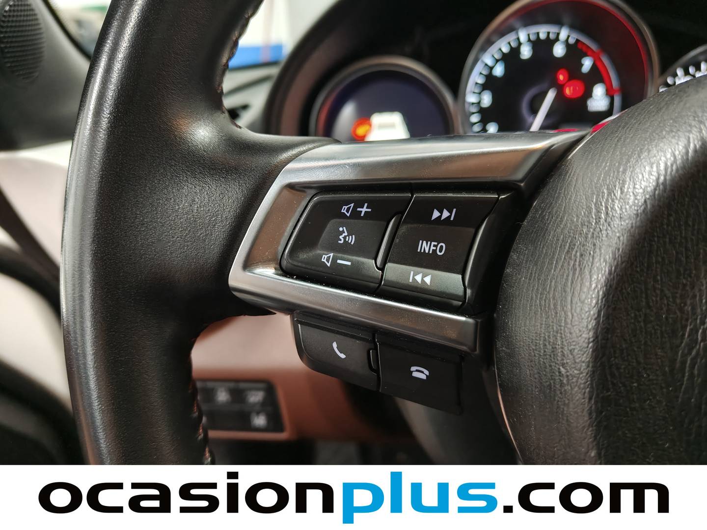 Foto Mazda MX-5 Mazda MX-5 2.0 Nappa Edition Twin Tone RF (160 CV)