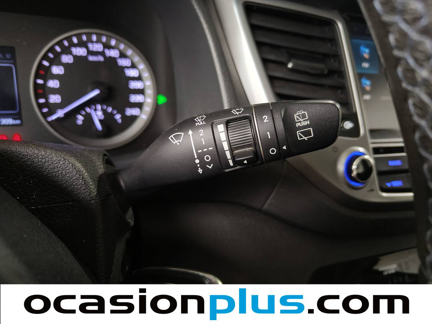 Foto Hyundai Tucson Hyundai Tucson 1.7 CRDI BlueDrive Link Sky  4x2 (115 CV)