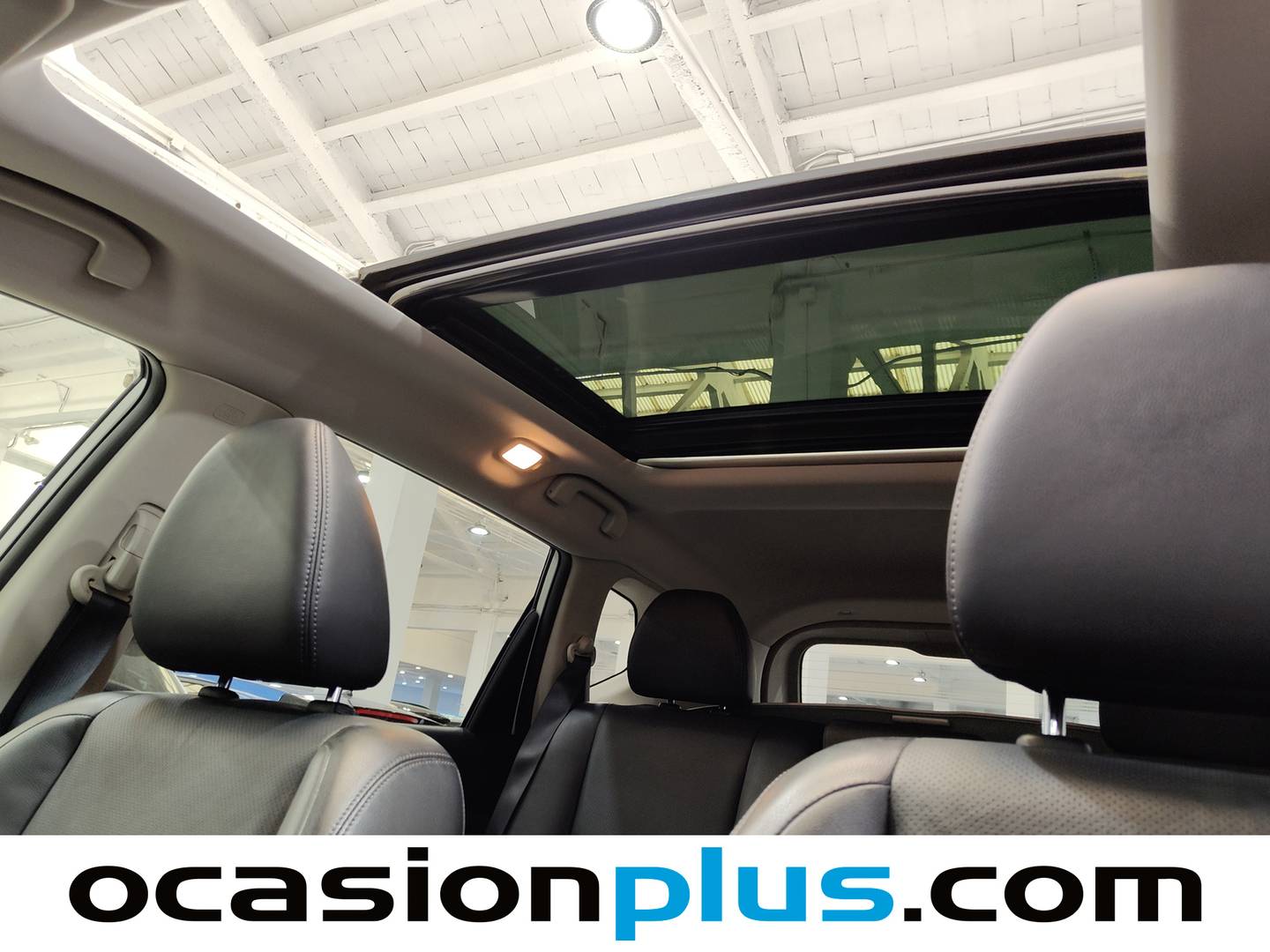 Extras y acabados del Nissan X-TRAIL Nissan X-Trail 1.6 dCi Tekna Xtronic (130 CV)