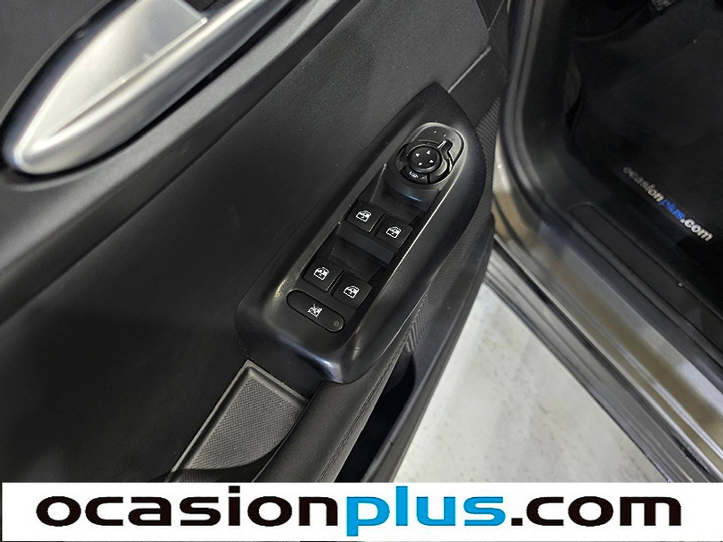 Foto Alfa Romeo Tonale Alfa Romeo Tonale 1.5 MHEV Sprint FWD (130 CV)