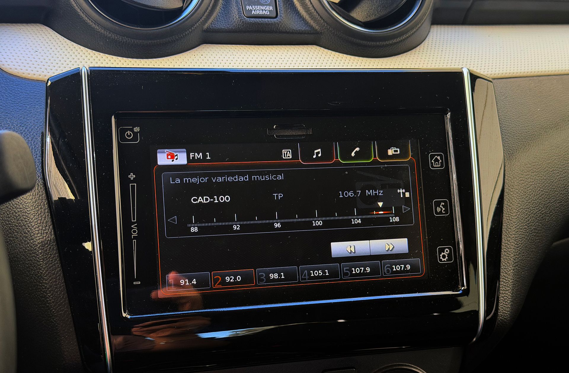 Suzuki Swift 1.2 GLE Mild Hybrid - foto 33
