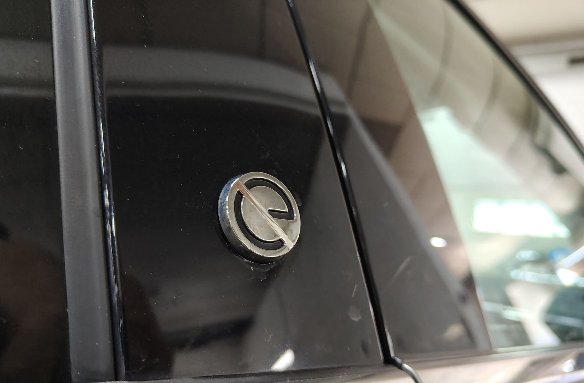 Opel Corsa Elegance-e - foto 5