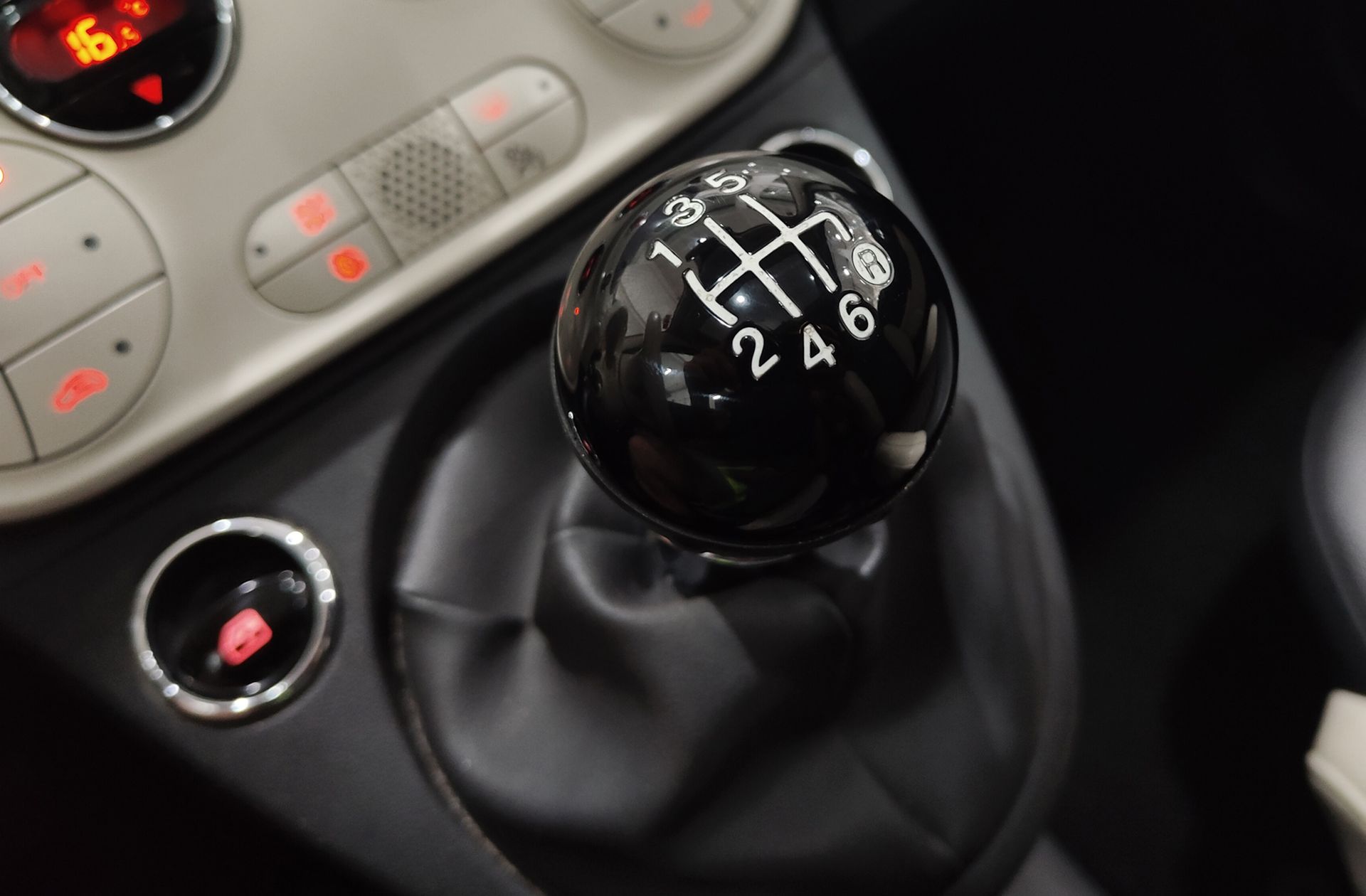 Fiat 500 1.0 Hybrid Dolcevita - foto 5