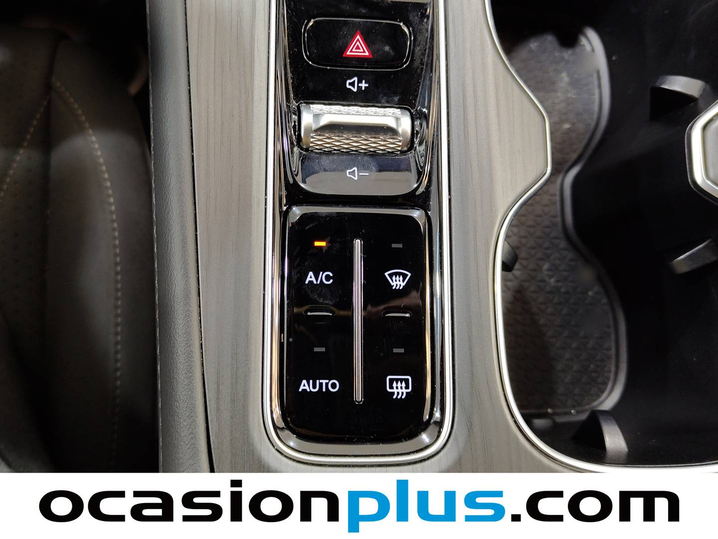 EBRO S800 EBRO S800 1.6 TGDI Premium DCT (147 CV) 7 Plazas de segunda mano