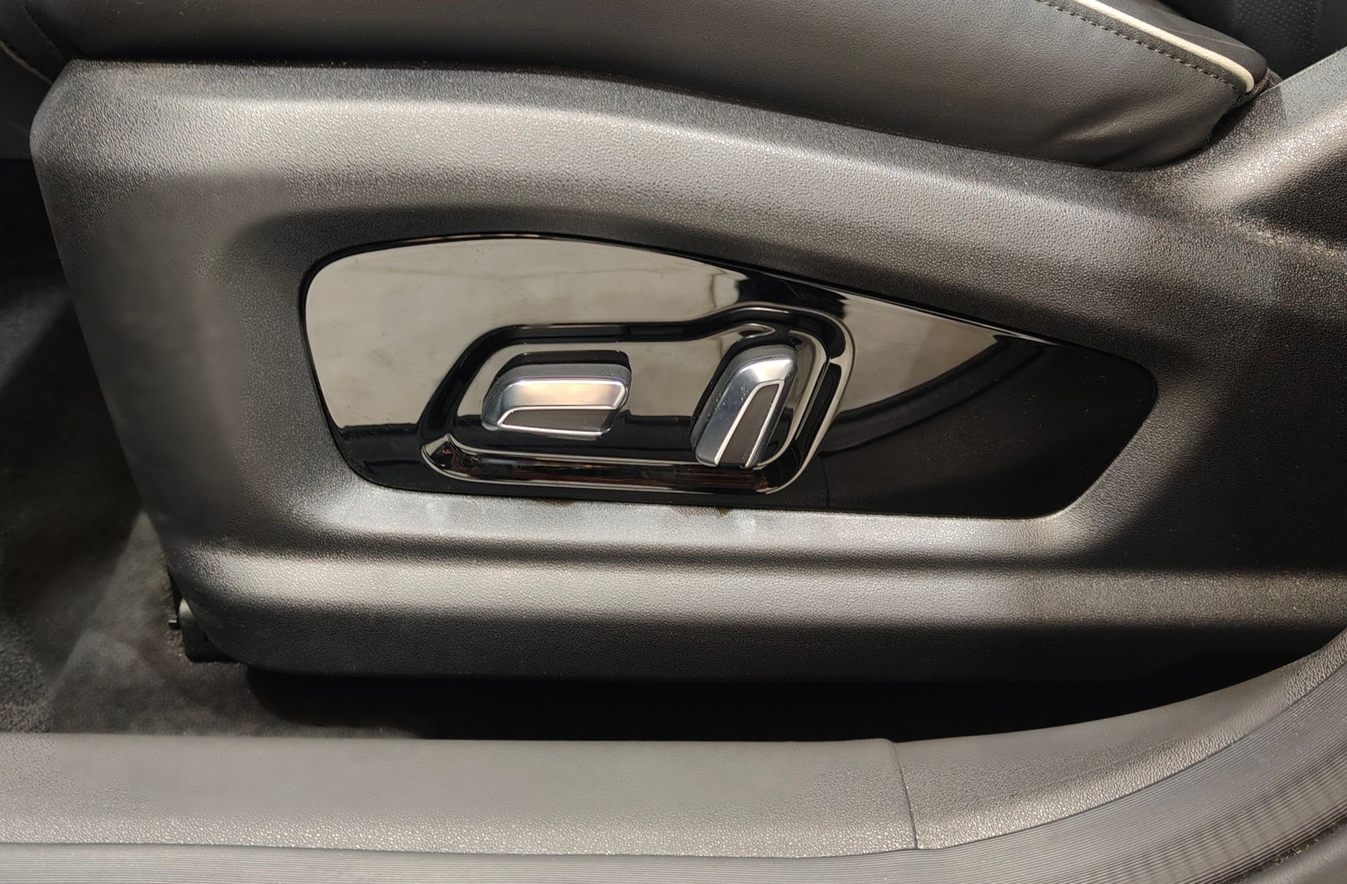 Omoda 5 Premium 1.6 T-GDi - foto 15