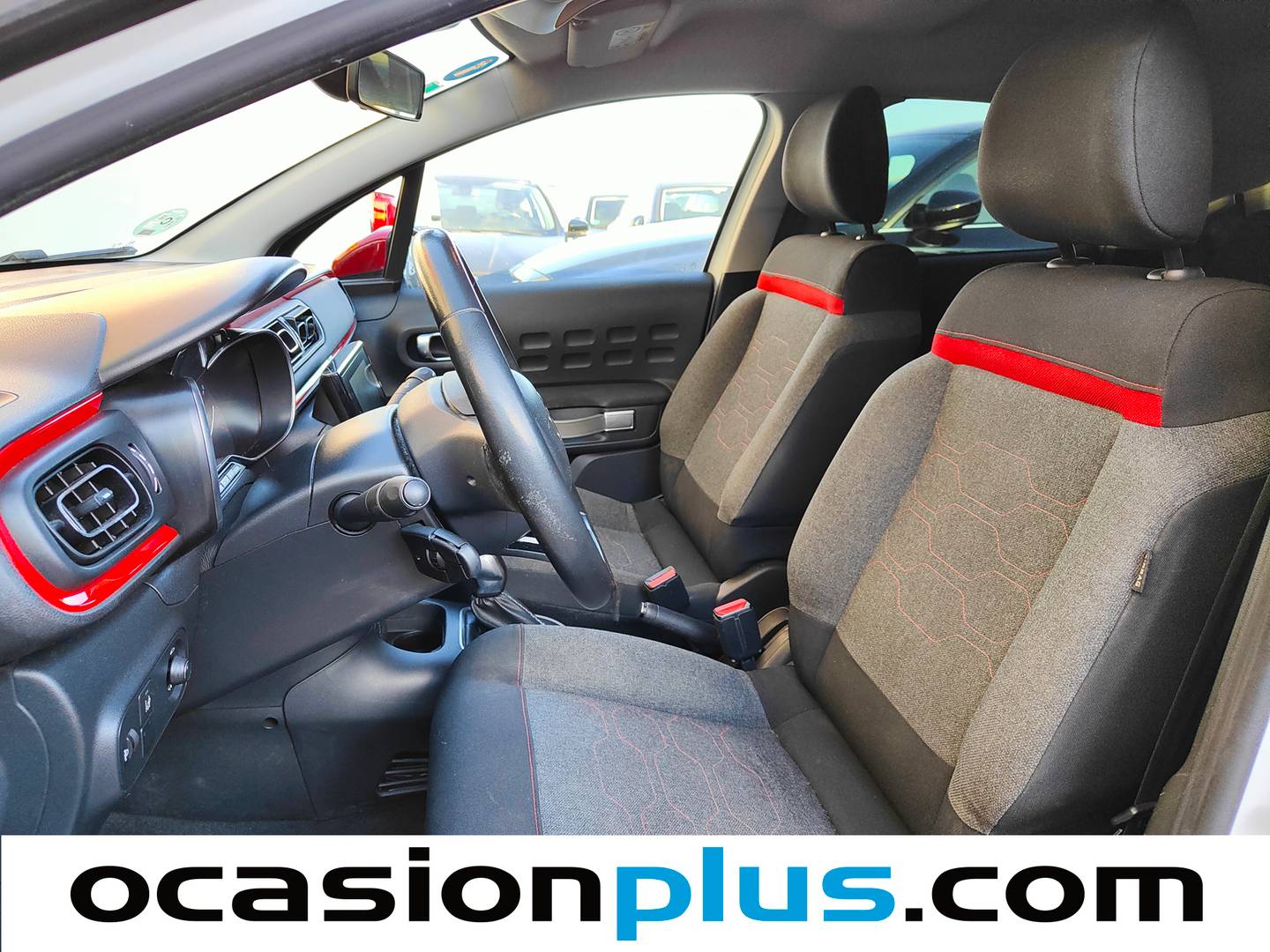 Foto asientos delanteros Citroën C3 Citroën C3 PureTech 110 S&S Feel EAT6 (110 CV)