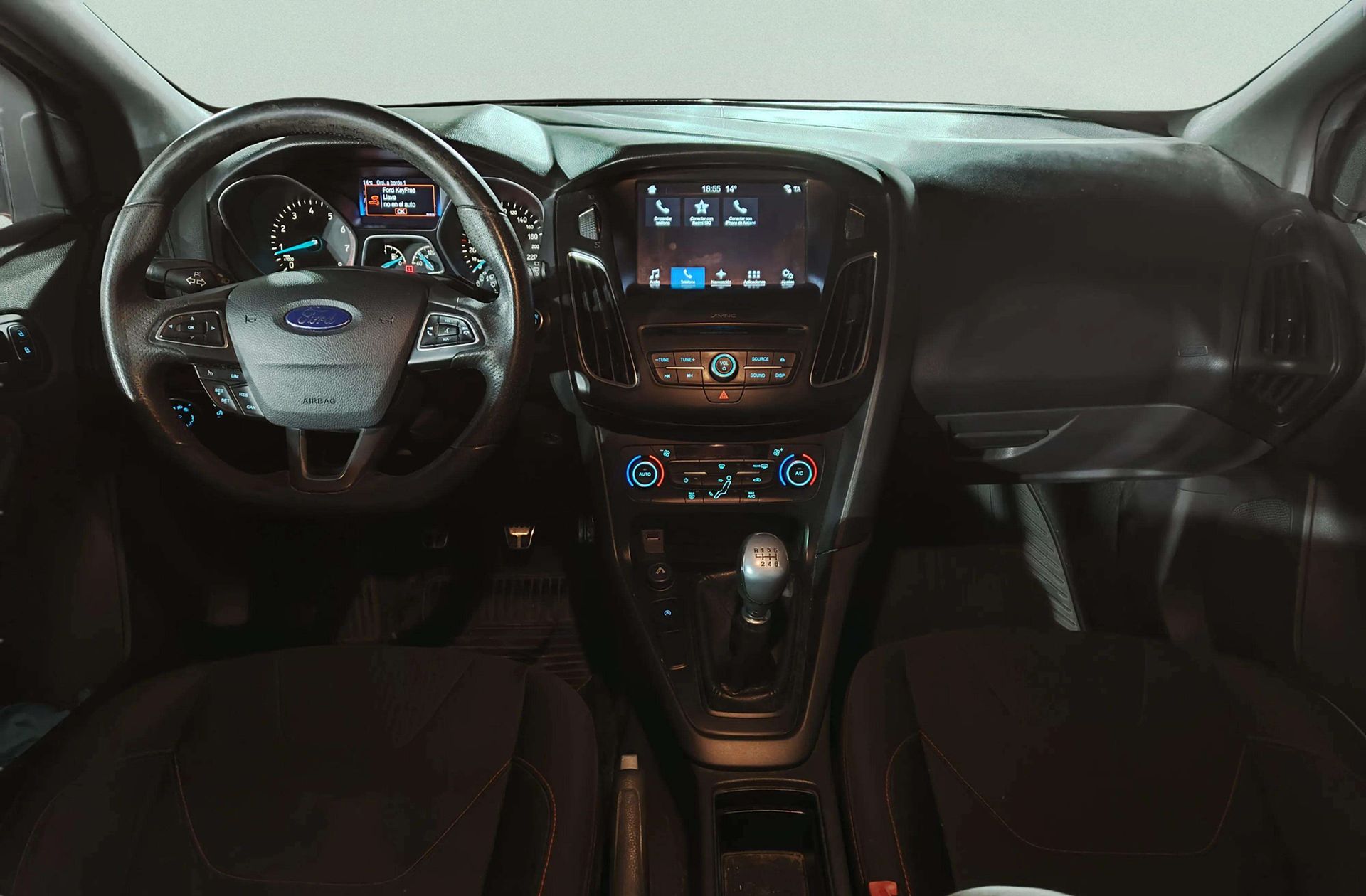 Ford Focus 1.0 EcoBoost ST-Line - foto 6