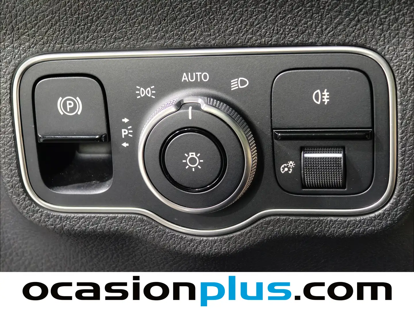 Foto Mercedes GLB Mercedes-Benz GLB GLB 220 D 4MATIC (190 CV)