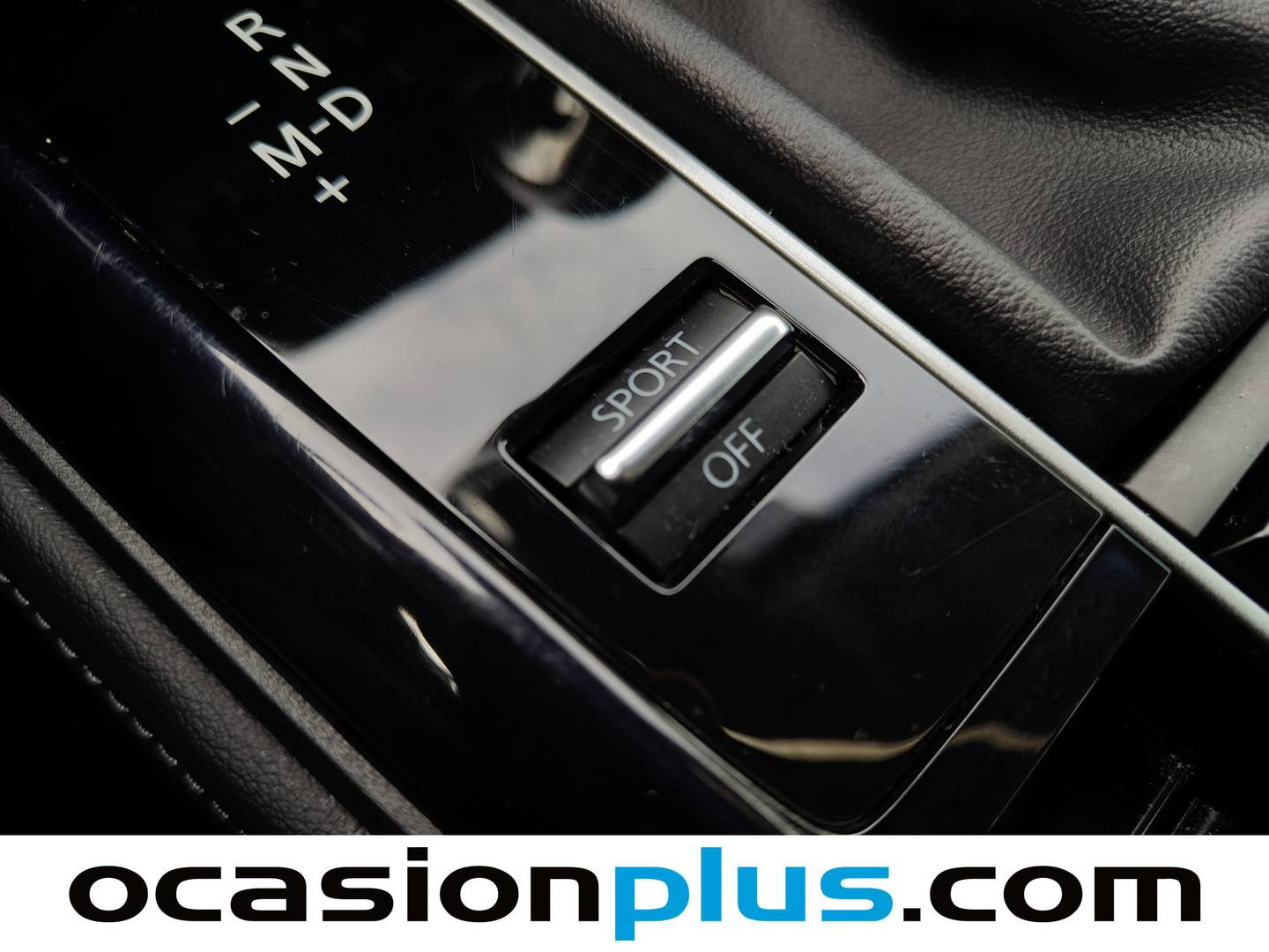 Foto Mazda CX-30 Mazda CX-30 2.5 e-Skyactive G MHEV Prime-Line AT  (140 CV)