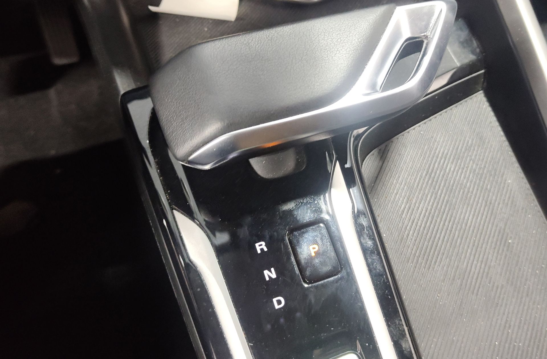 MG ZS 1.5 Hybrid+ Luxury - foto 5
