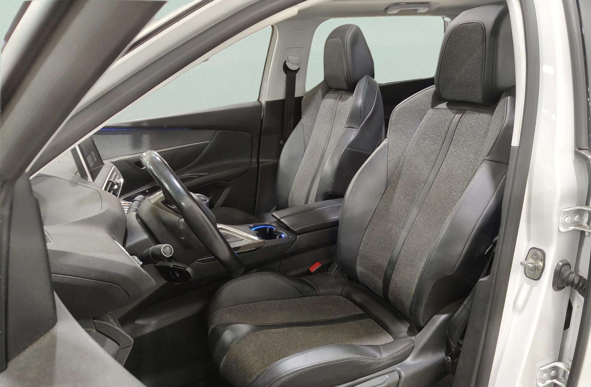 Peugeot 5008 PureTech 130 Allure 7 plazas - foto 14