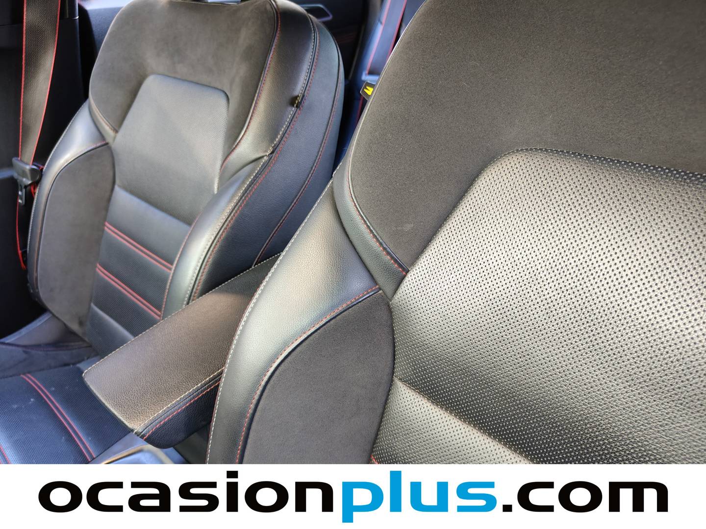 Foto Renault Arkana Renault Arkana RS Line TCe (140 CV) EDC Microhíbrido