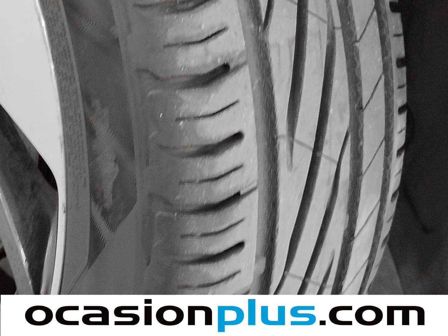 Foto Hyundai Tucson Hyundai Tucson 2.0 CRDi Tecno Sky 4x4 Auto  (136 CV)