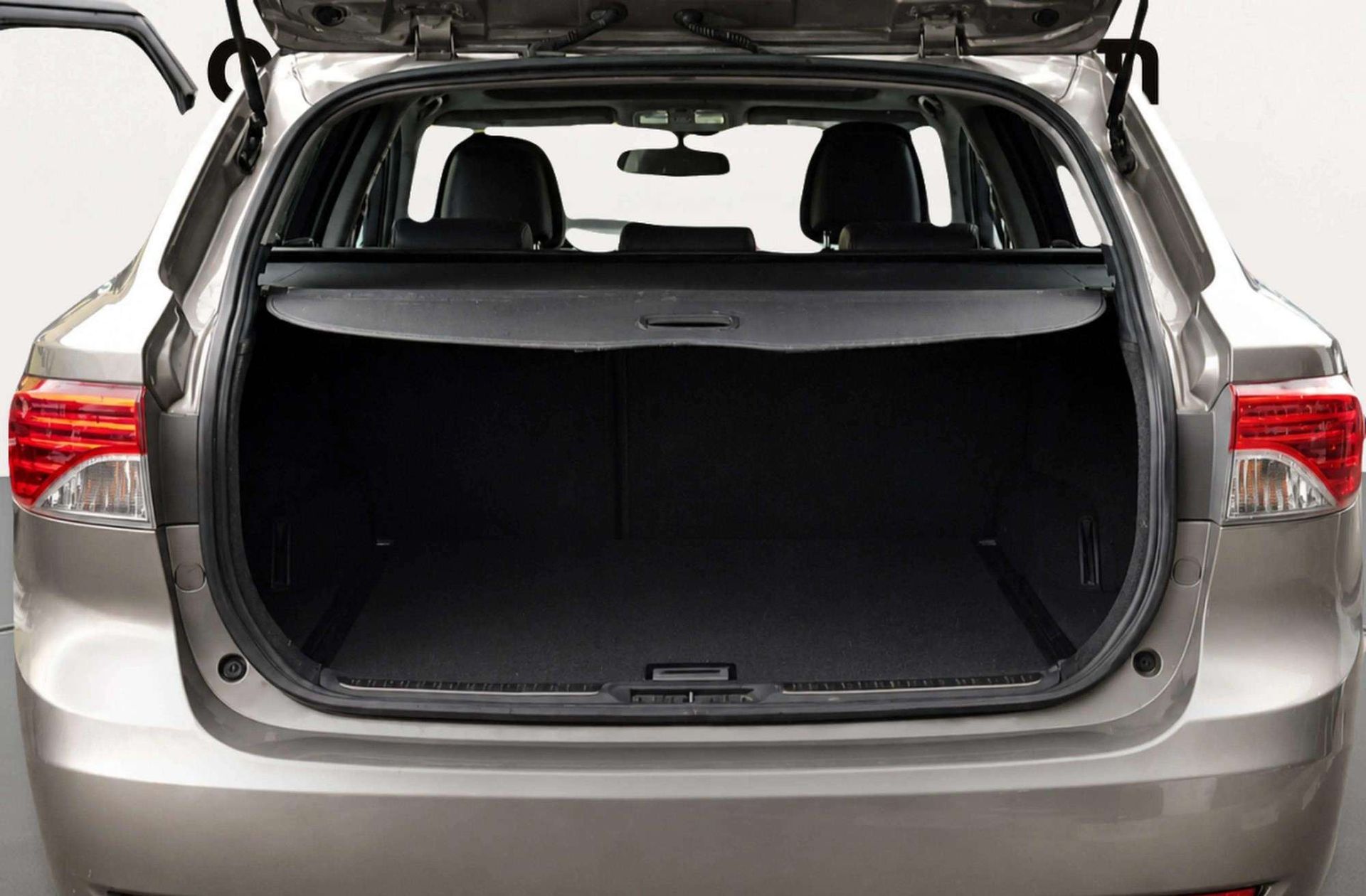 Toyota Avensis 120D Cross Sport Advance - foto 15