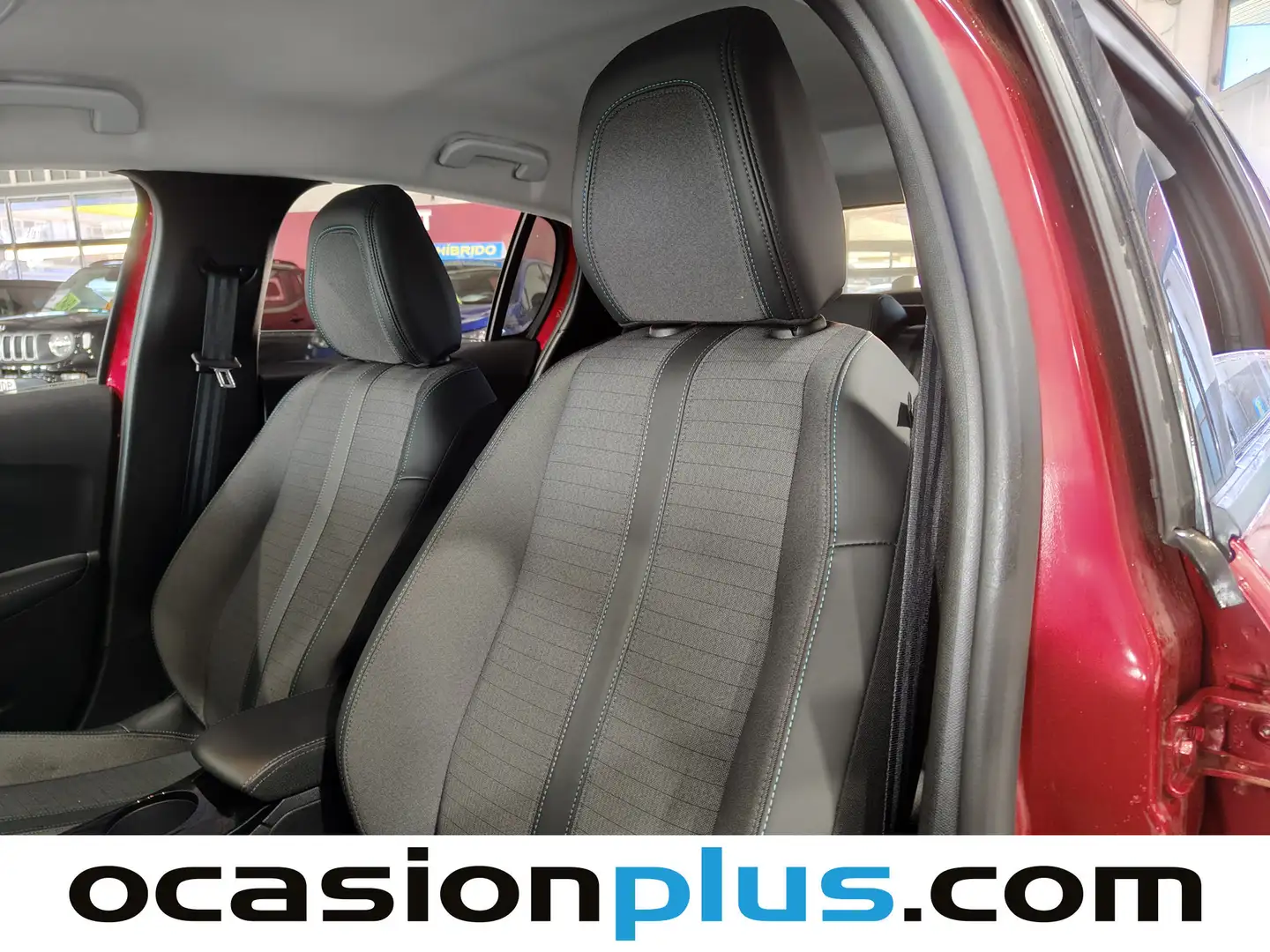 Foto Peugeot 208 Peugeot 208 PureTech 100 Allure (100 CV)