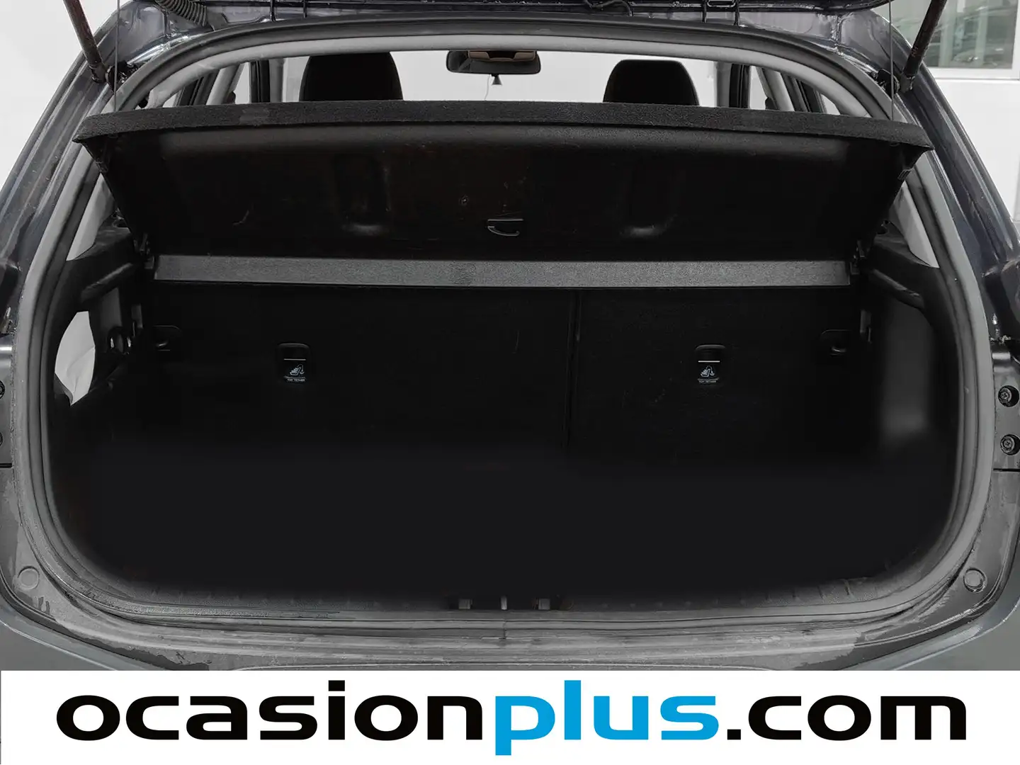 Foto KIA Stonic Kia Stonic 1.0 T-GDi MHEV iMT Concept (100 CV)