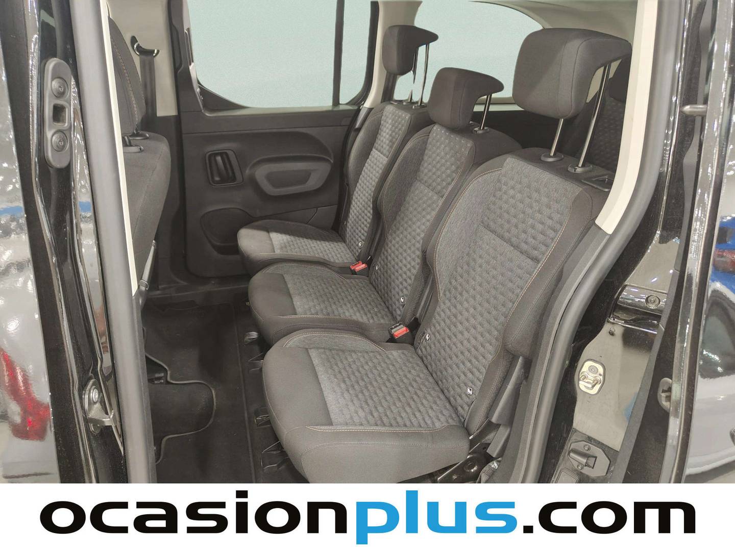 Foto Peugeot Rifter Peugeot Rifter BlueHDi 130 GT Long EAT8 (130 CV)  7 Plazas