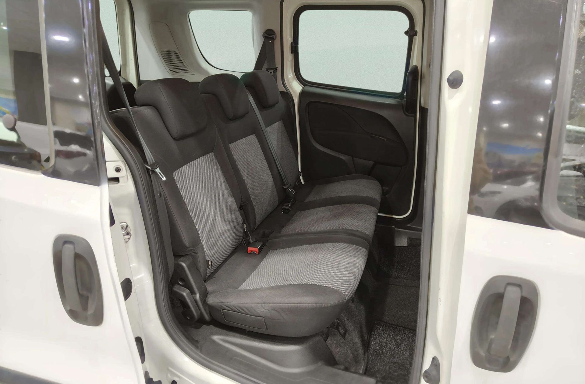 Fiat Doblò Panorama 1.3 MultiJet Pop N1 - foto 13