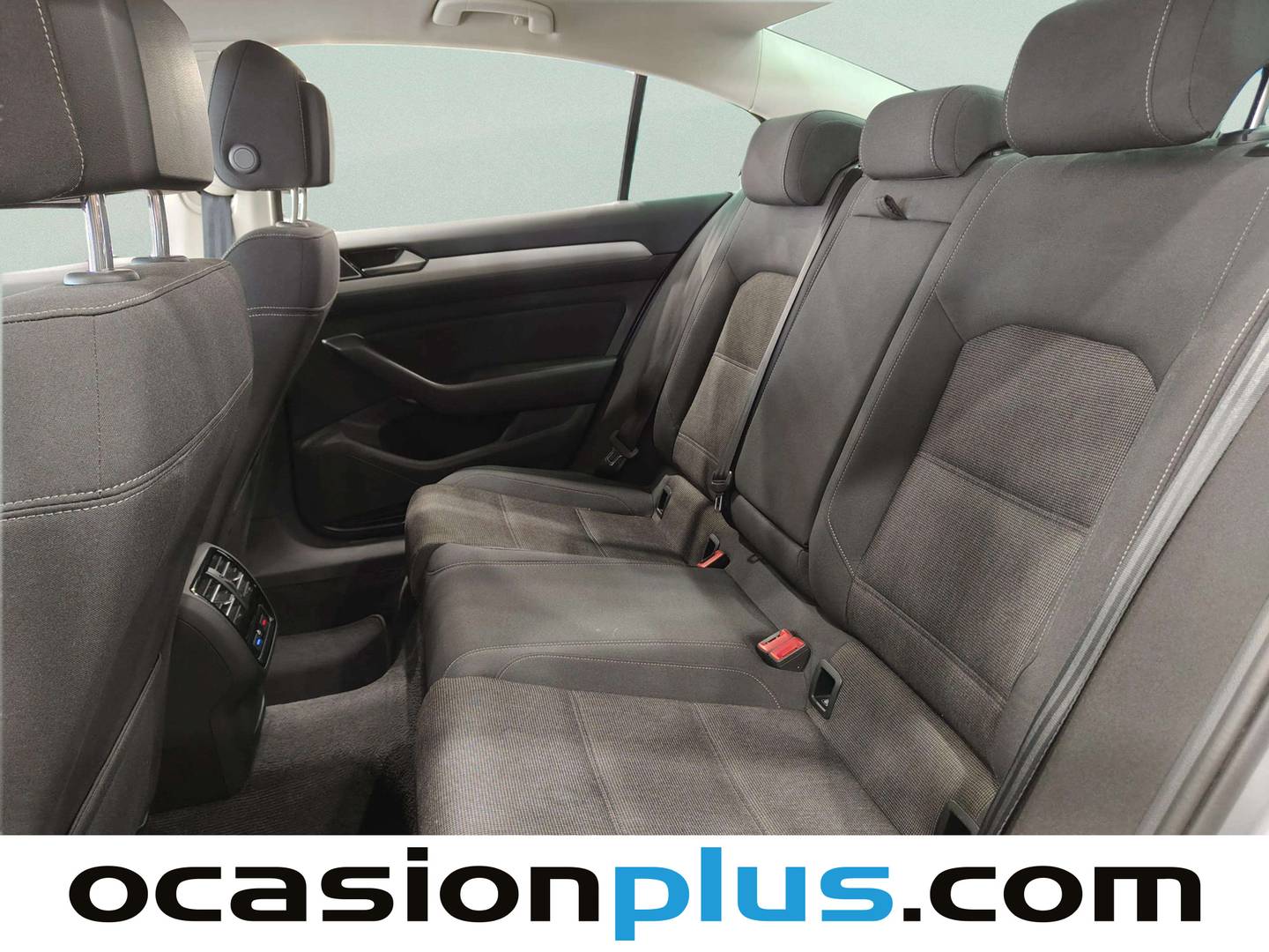 Foto asientos traseros Volkswagen Passat Volkswagen Passat Advance 2.0 TDI (150 CV) DSG