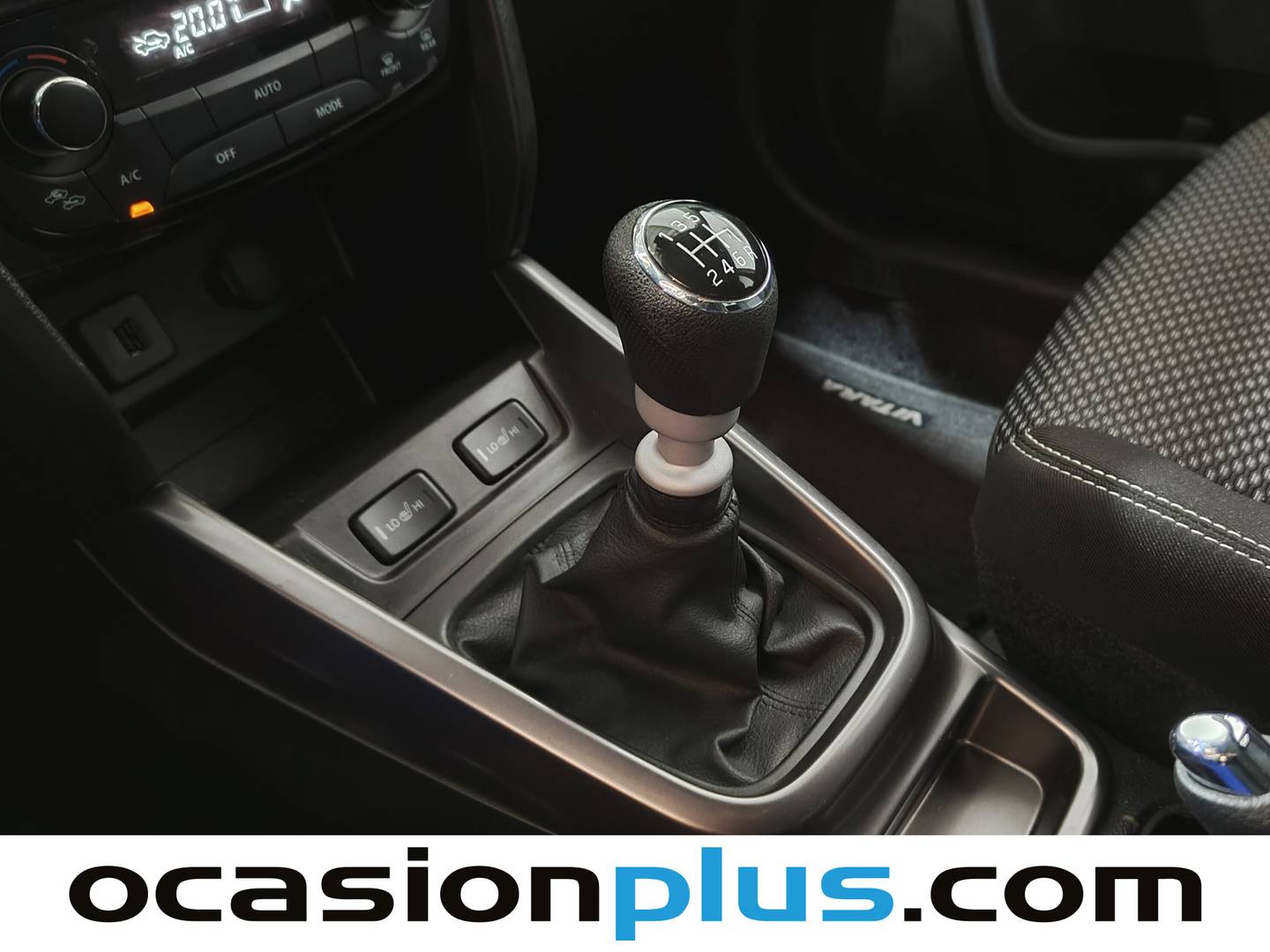Extras y acabados del Suzuki Vitara Suzuki Vitara 1.4 T Mild Hybrid GLX (129 CV)