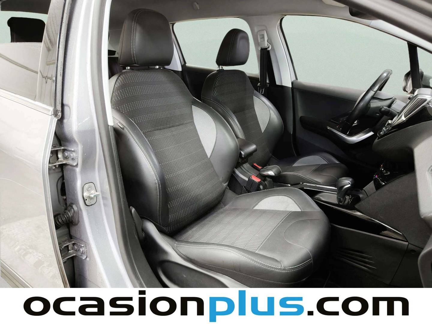 Peugeot 2008 Peugeot 2008 PureTech 110 S&S Allure EAT6 (110 CV) automático