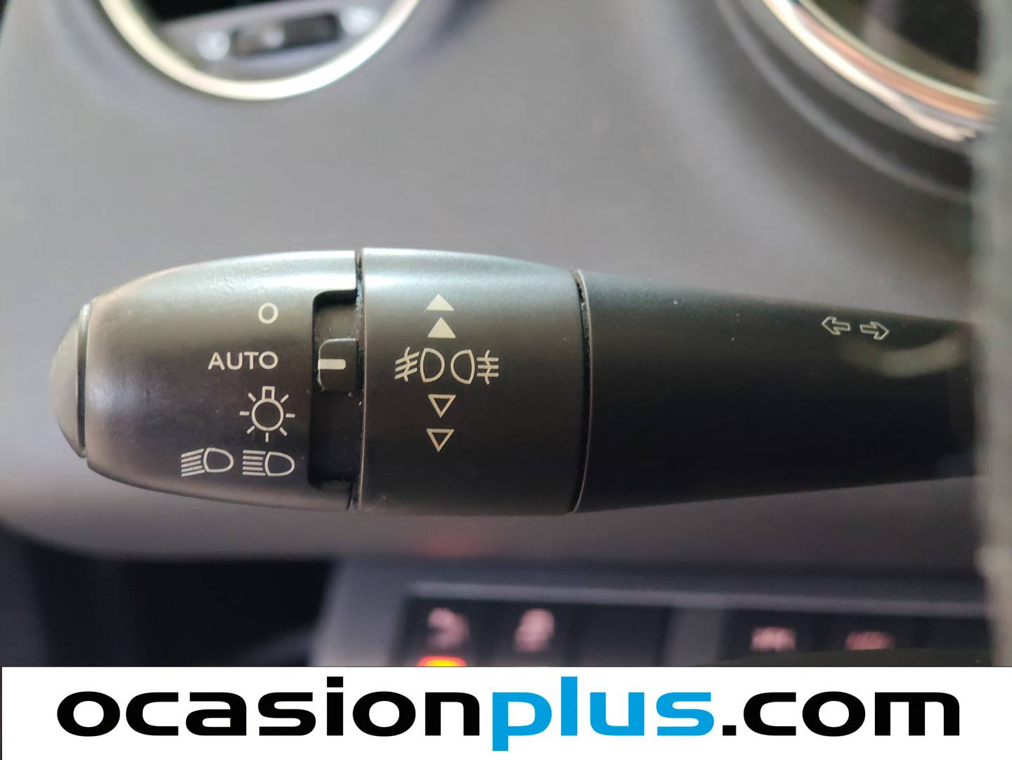 Equipamiento del Peugeot 3008 Peugeot 3008 1.6 BlueHDI FAP Style (120 CV)