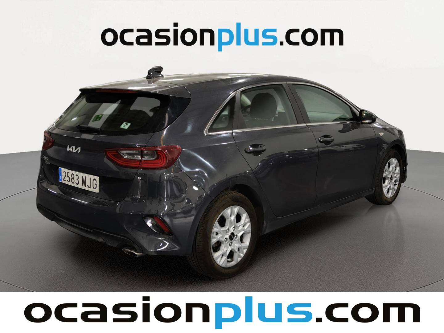 Foto trasera KIA Ceed KIA Ceed 1.6 MHEV iMT Drive (136 CV) izquierda