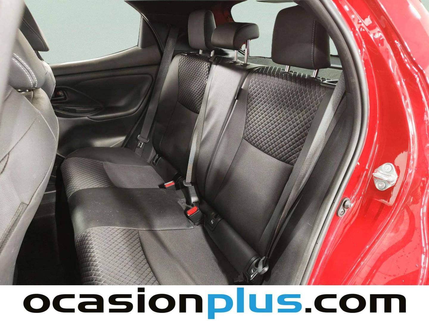 Foto asientos traseros Toyota Yaris Toyota Yaris 1.5 120H Style Plu (116 CV)
